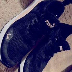 Puma size 7 soft foam running shoes. Worn twice. Like brand new.